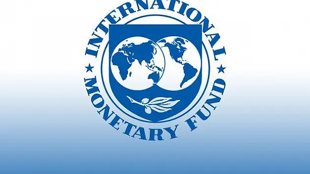 IMF küresel büyüme beklentisini düşürdü