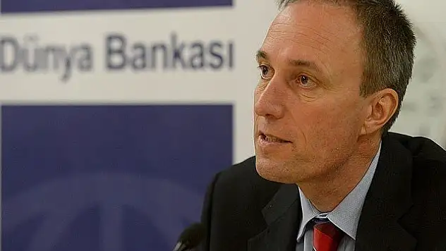 'Türkiye kritik bir kavşakta bulunuyor'