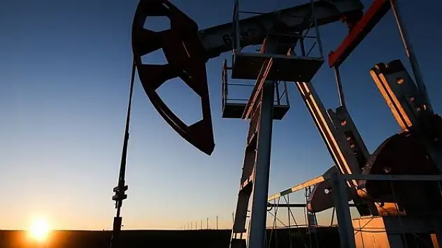 Brent petrolün varili 39,57 dolar