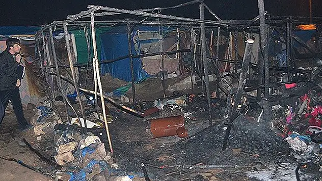 Kilis'te çadır yangını: 2 ölü