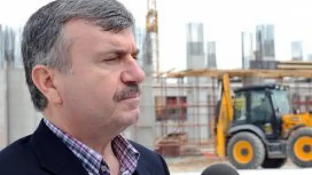 Törene Dışişleri Bakanı Davutoğlu da katılıyor