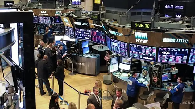 Küresel piyasalar yön arayışında