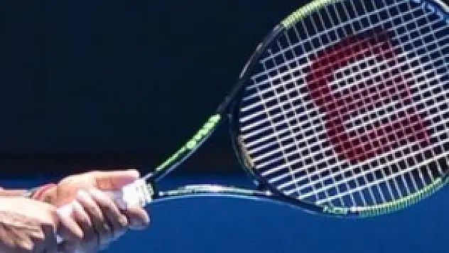 Williams zorlansa da kazandı