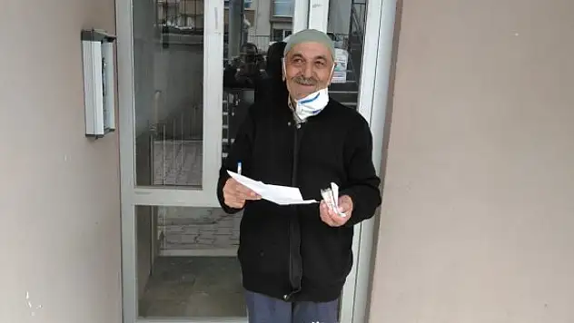 Kulu'da yaşlılara maaşları evlerine götürülüyor