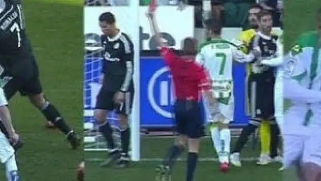 Ronaldo boksörlere özendi!