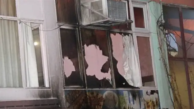 Belediye ve AK Parti binasına molotoflu saldırı