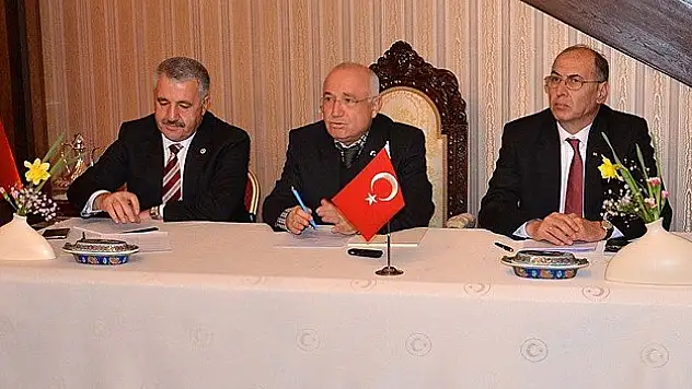 Çiçek'ten teröre karşı iş birliği çağrısı