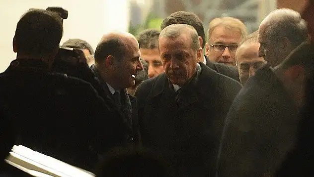 Cumhurbaşkanı Erdoğan Türkiye'ye geldi