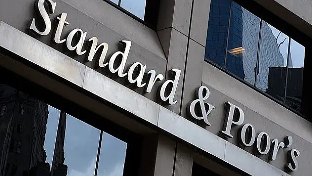 S&P Rusya'nın kredi notunu 'çöp' seviyesine düşürdü