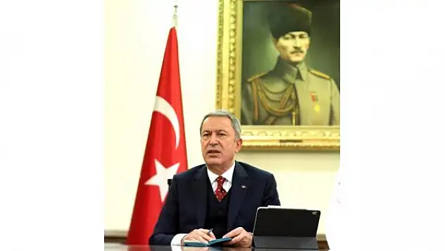 Bakan Akar İran Genelkurmay Başkanı Bageri ile görüştü