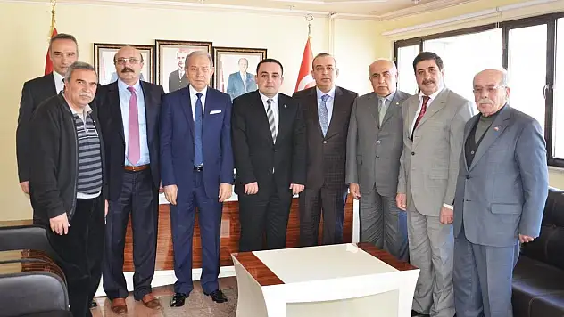 Esnaflardan MHP'ye taziye ziyareti