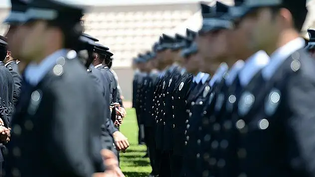 687 kişinin notları istendi