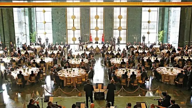 Üst akla çalışıyorlar