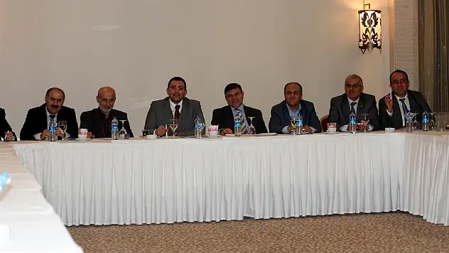 Lise öğrencilerine silah ve bakım eğitimi