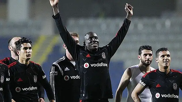 Demba Ba ikinci yarılarda coşuyor