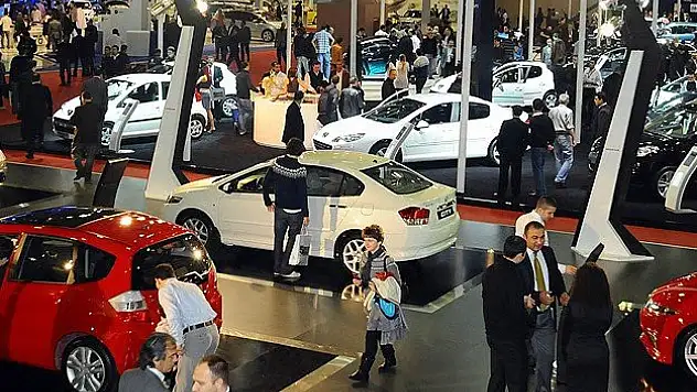 Otomobil ve hafif ticari araç pazarı arttı