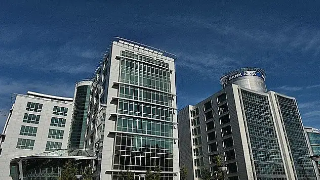 Bank Asya'nın batmaması için yönetimi değiştirdik