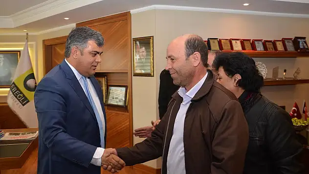 Başkan Özgüven vatandaşların sorunlarını dinledi