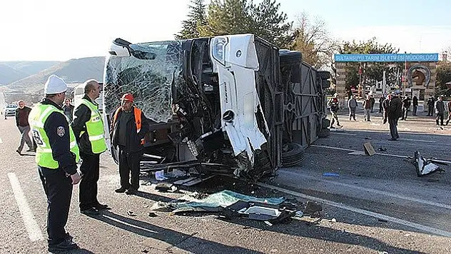 Malatya'da trafik kazası: 20 yaralı