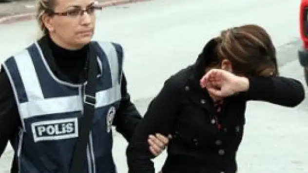 Sevgililerin nişan oyunu poliste bitti