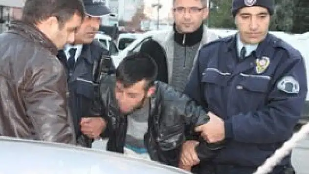 Hırsızlık zanlısına meydan dayağı!