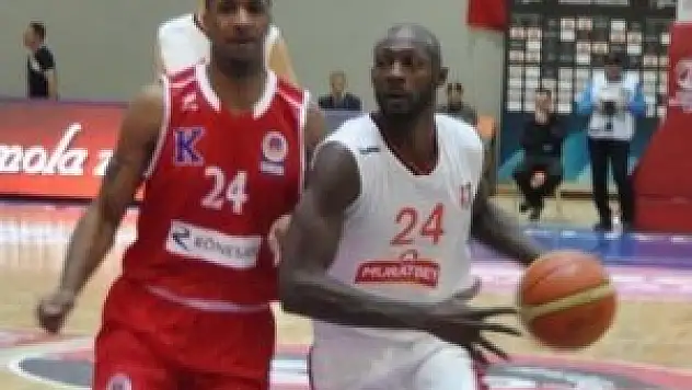 Uşak Kolej'den mezun oldu!