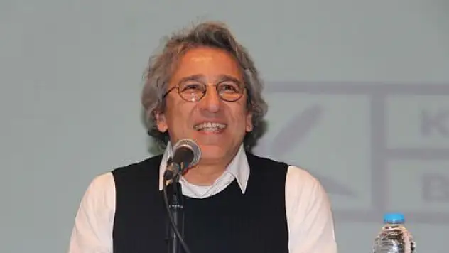 Can Dündar, Cumhuriyet'in başına geçti