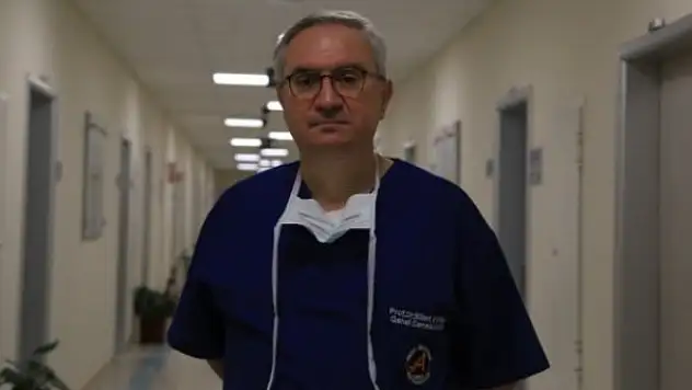 'Organ nakli olanlar evde maske takmalı'