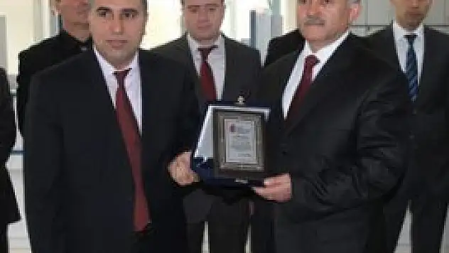 Beyşehir Vergi Dairesi ödüllendirildi