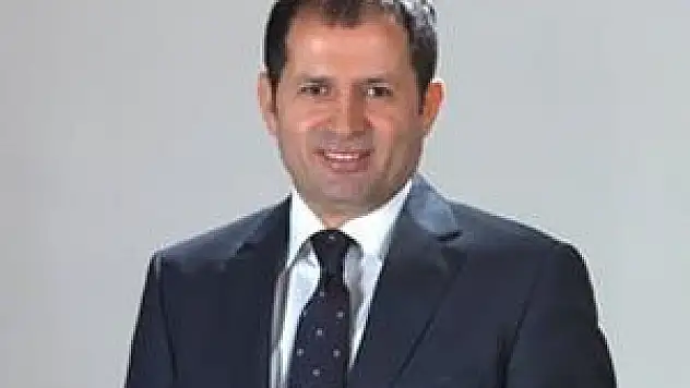 Ziya Altunyaldız'ın annesi vefat etti