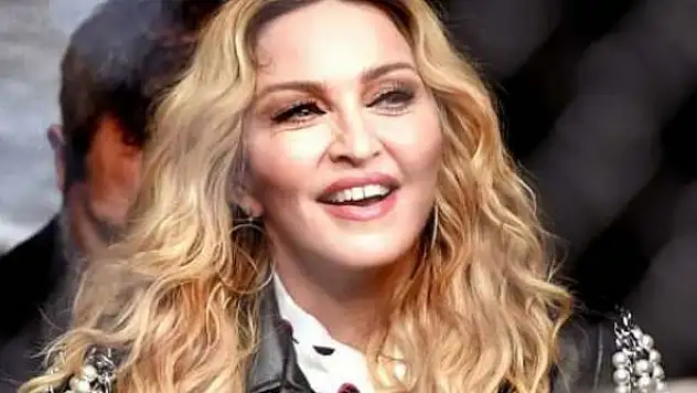 Madonna da koronavirüse yakalandı