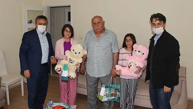 Seydişehir Kaymakamı Erdoğan'dan kampanyaya destek olan çocuklara teşekkür ziyareti