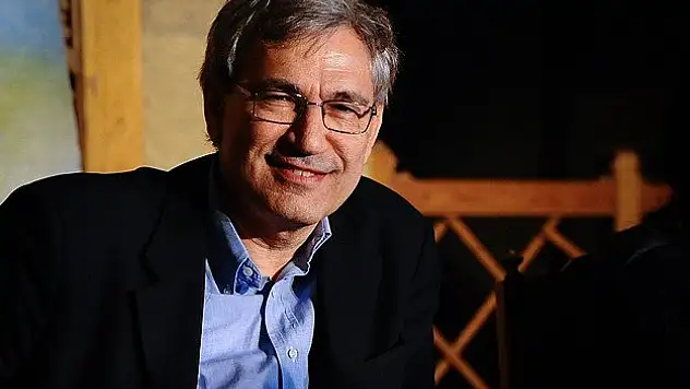 Pamuk Kahire Edebiyat Festivali'ne katıldı