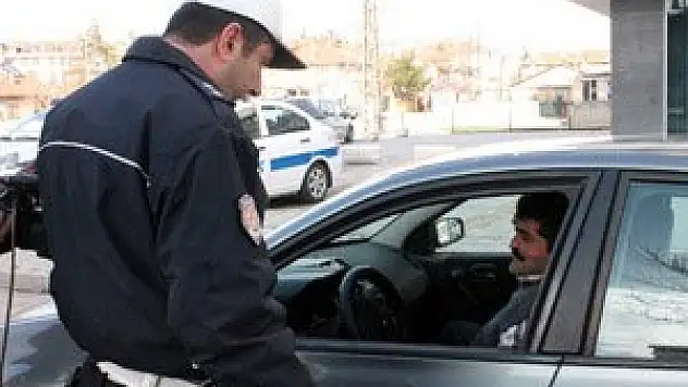 Konya'da sürücülere 'emniyet kemeri' uyarısı