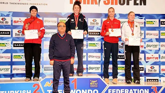 Selçuk, 2 altın ve 1 gümüş madalya kazandı