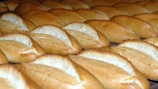 Başkan'a kızıp ekmeğin fiyatını düşürdüler 45 Kuruş...