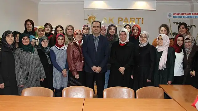 Başkan Altay: Hanımlara nitelikli hizmet sunuyoruz