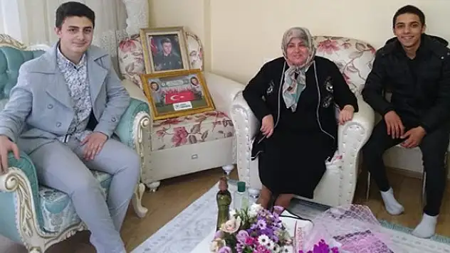 Mustafa İlboğa Hafızlık AİHL'den şehit annesine ziyaret