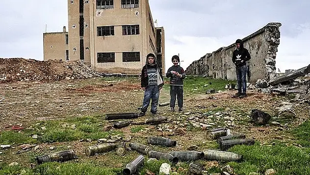 Savaşın bedelini çocuklar ödüyor