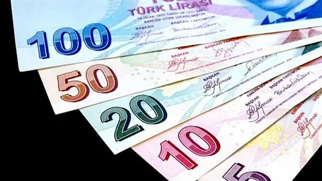 Çalışan emekliye yüzde 15 zam