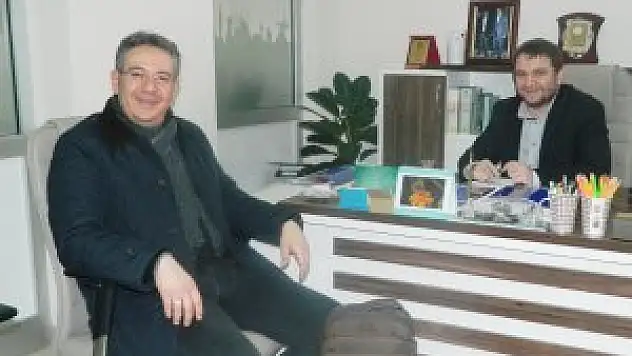 ''Yerel basın güçlendirilmeli''