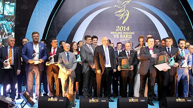 Mevlana hoşgörü ve barış ödülleri sahiplerini buldu