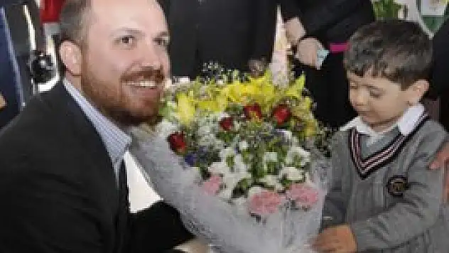 Bilal Erdoğan, Selçuk'un anaokulunu inceledi