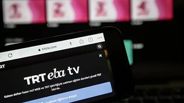 Yaz döneminde EBA'da İngilizce dersleri devam edecek