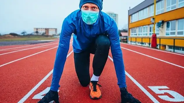 'Maske ile spor yapmak öldürür mü?' sorusuna cevap