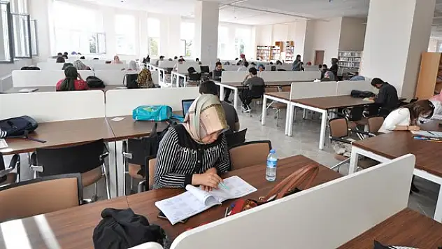 NEÜ, Konya'daki Tüm Üniversitelilere Kapılarını Açtı