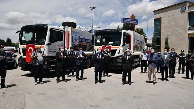 Selçuklu Belediyesi'ne 2 yeni katı atık toplama aracı