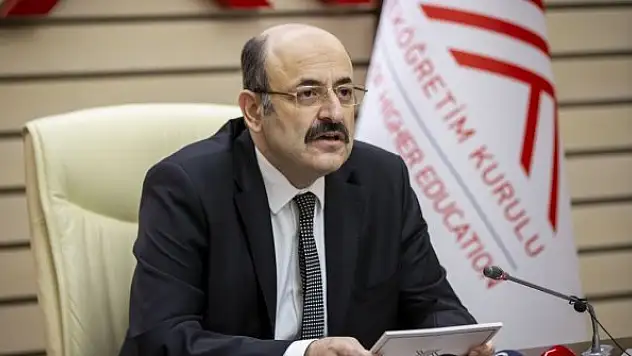 YÖK'ten 'uzaktan eğitim' düzenlemesi