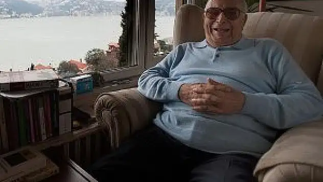 Yaşar Kemal son yolculuğuna uğurlanıyor