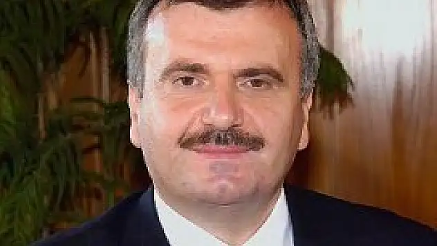 Belediye Başkanı Tahir Akyürek'ten 23 Nisan mesajı